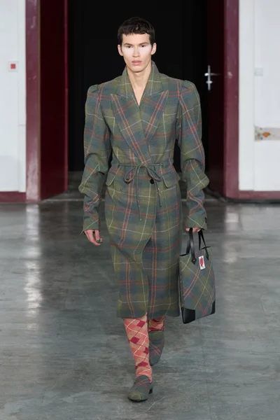 Look 31